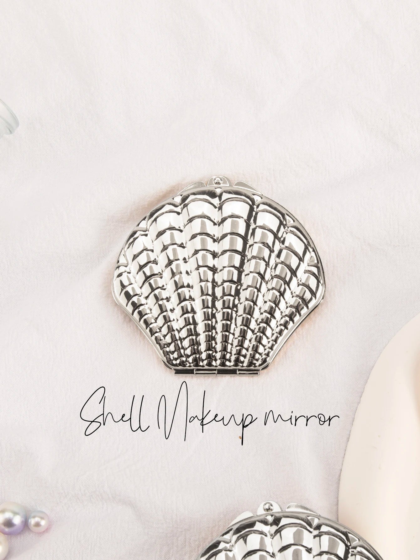 Miroir coquillage doré